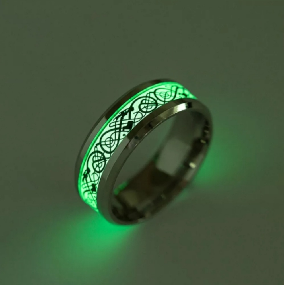 Glow in the Dark ring size 8